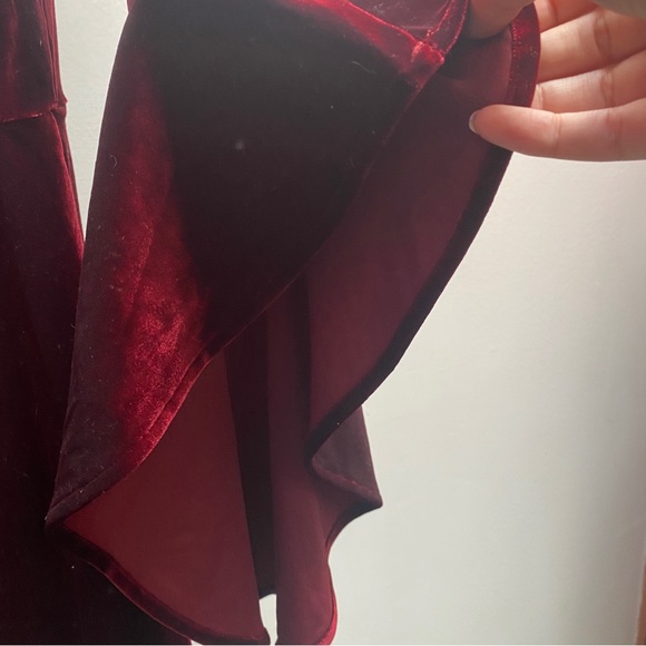 NWOT Red Velvet Flowy Bell Sleeve Deep V Neck Dress - Picture 9 of 12